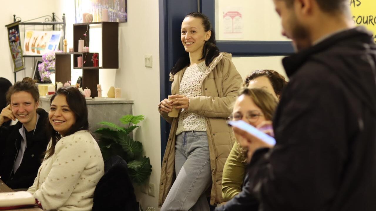 Nyelvcsere Ammánban: Kapu a kultúrák között